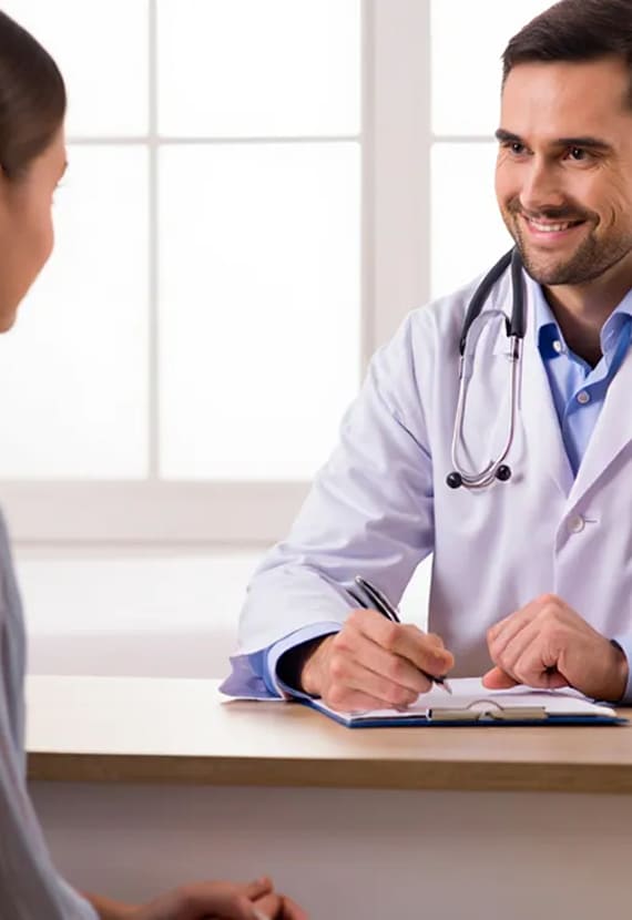 Пациент на приёме у доктора